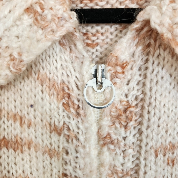 Vintage Handmade Peach Cardigan Sweater Cottagecore Academia Winter Preppy 90s - Picture 6 of 9